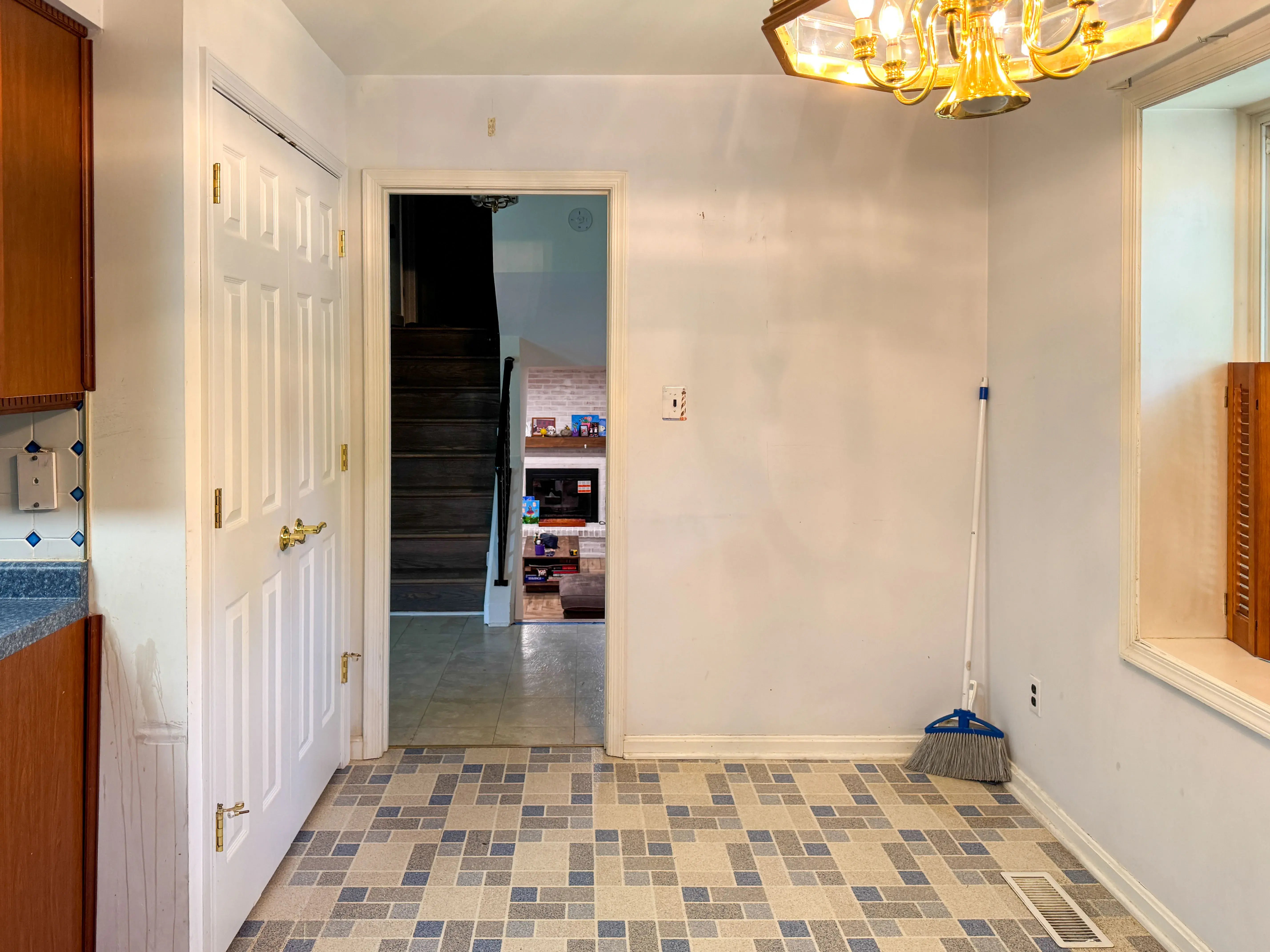 2_Leonard_Ct_Kitchen- (2)